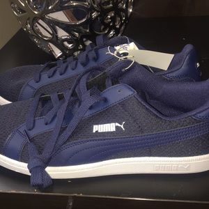 Navy Mens Puma Sneakers